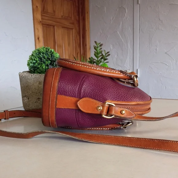 Dooney & Bourke Norfolk Satchel/Crossbody bag, 1990's. - Picture 7 of 10